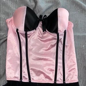 🆕Lingerie pink with black wiring and bow 🌟💞